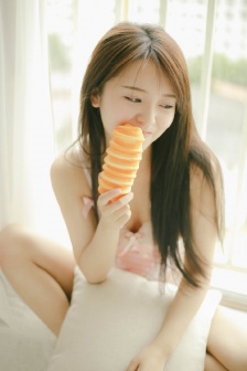 双性娇小美人